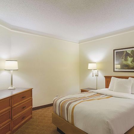 La Quinta Inn By Wyndham Denver Cherry Creek Esterno foto